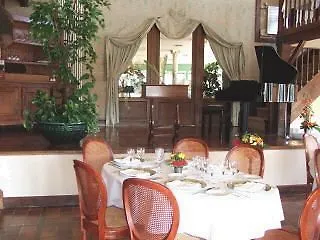 Les Etangs De Guibert Hotel 3*
