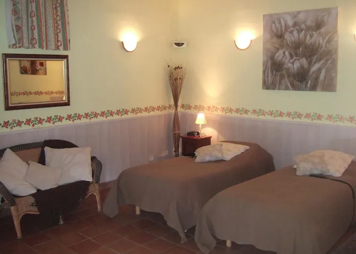 Les Etangs De Guibert 3* Neufchâtel-en-Saosnois