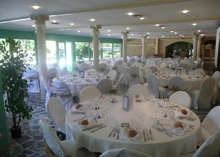 Les Etangs De Guibert Hotel Neufchâtel-en-Saosnois