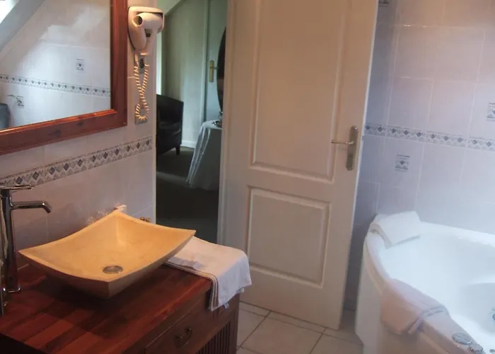 Les Etangs De Guibert 3* Neufchâtel-en-Saosnois